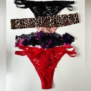 VS PINK PANTIES LARGE